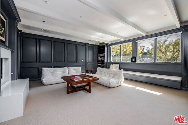 580 Chalette Drive, Beverly Hills, CA 90210