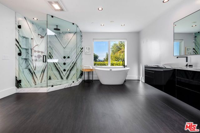 580 Chalette Drive, Beverly Hills, CA 90210