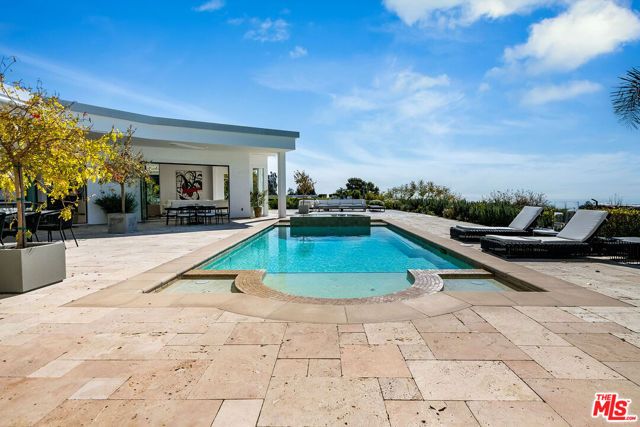 580 Chalette Drive, Beverly Hills, CA 90210