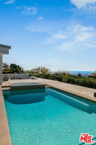 580 Chalette Drive, Beverly Hills, CA 90210