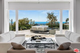 580 Chalette Drive, Beverly Hills, CA 90210