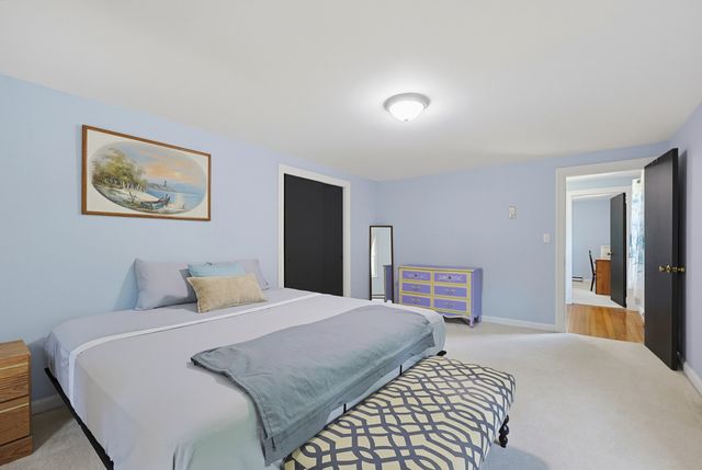 22 Harriss Ct, Abington, MA 02351