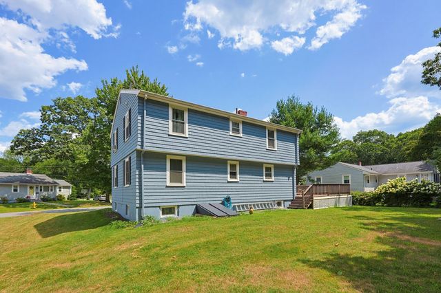 22 Harriss Ct, Abington, MA 02351