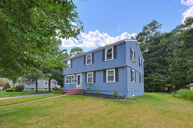22 Harriss Ct, Abington, MA 02351