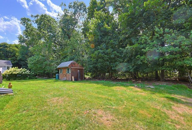 22 Harriss Ct, Abington, MA 02351