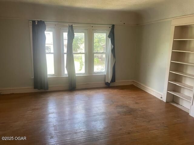 530 N PEARL Avenue, Joplin, MO 64801