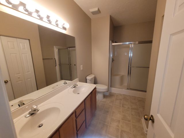 219 Wyndom Ct, Goodlettsville, TN 37072