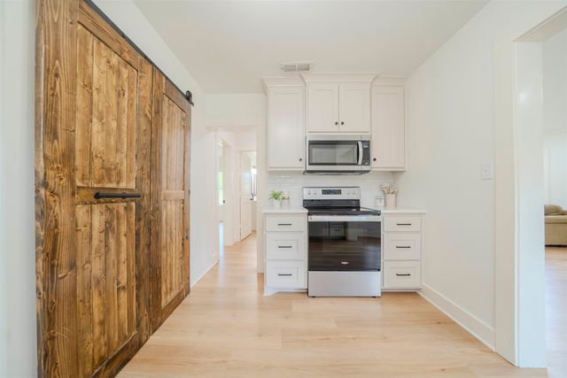 230 Parkwood Street, Kilgore, TX 75662