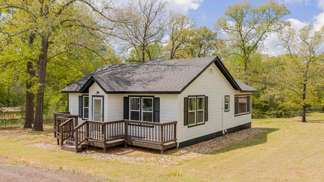 230 Parkwood Street, Kilgore, TX 75662