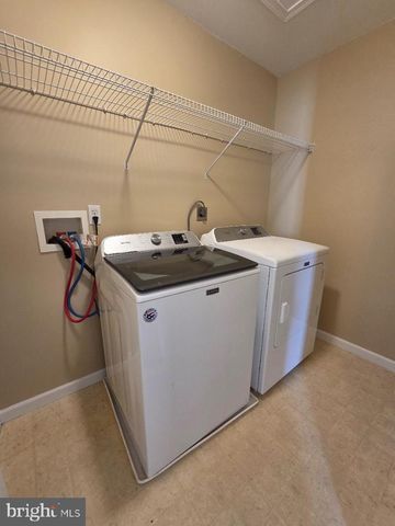 23 OAK KNOLL CIR L-0037 CIR, Lebanon, PA 17042