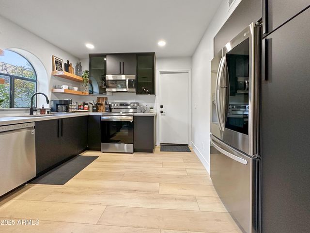 16653 N 59TH Street, Scottsdale, AZ 85254