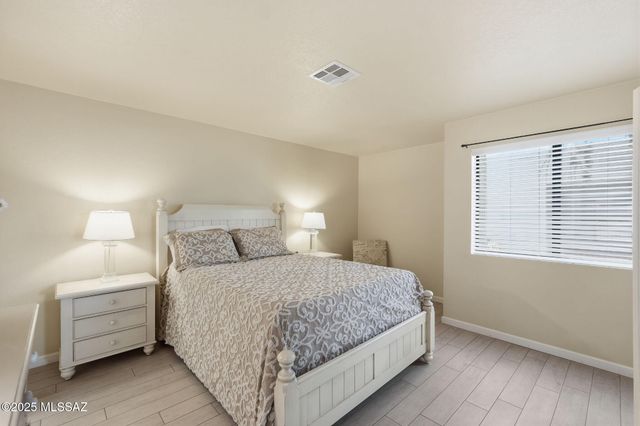 7808 N La Cañada Drive, Tucson, AZ 85704