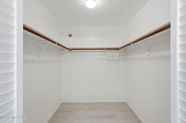 7808 N La Cañada Drive, Tucson, AZ 85704