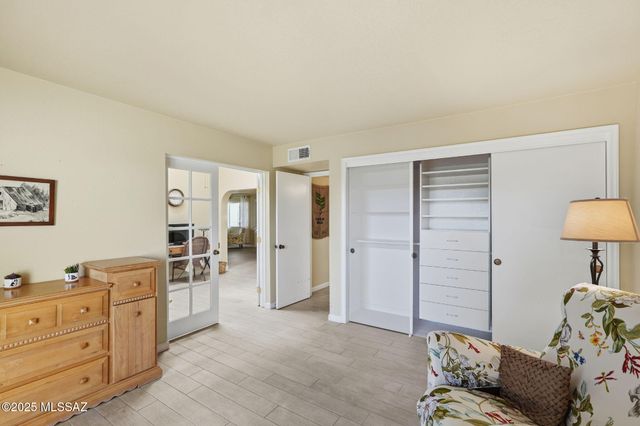 7808 N La Cañada Drive, Tucson, AZ 85704