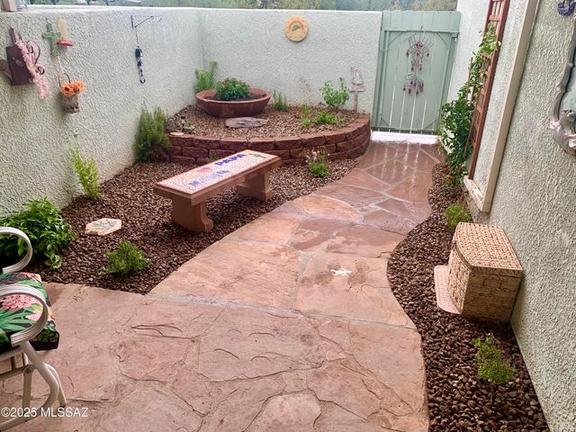 7808 N La Cañada Drive, Tucson, AZ 85704