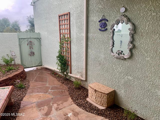 7808 N La Cañada Drive, Tucson, AZ 85704