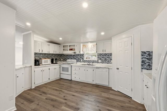 2264 Todd Dr., Longs, SC 29568
