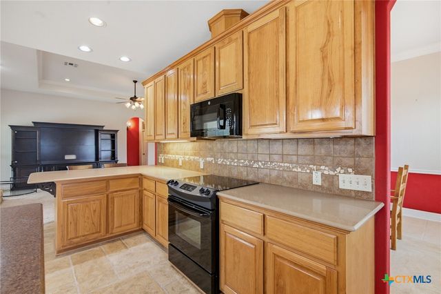 108 Lakeway Court, Victoria, TX 77905