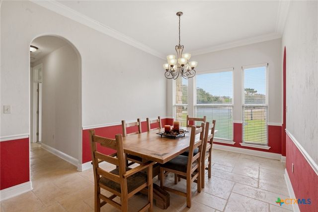 108 Lakeway Court, Victoria, TX 77905