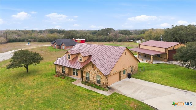 108 Lakeway Court, Victoria, TX 77905
