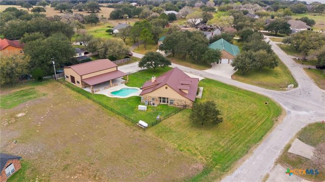 108 Lakeway Court, Victoria, TX 77905