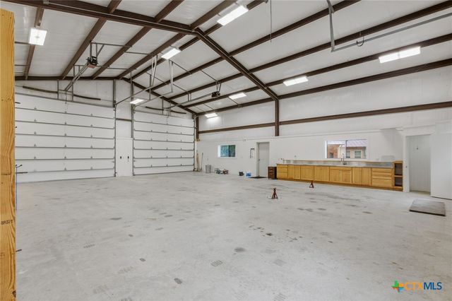 108 Lakeway Court, Victoria, TX 77905