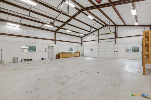 108 Lakeway Court, Victoria, TX 77905