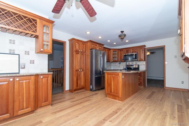 172 Farmingdale Road, Blooming Grove, NY 10914