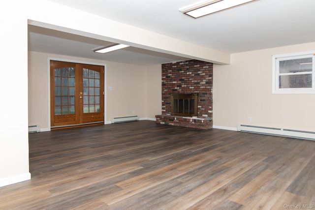 172 Farmingdale Road, Blooming Grove, NY 10914