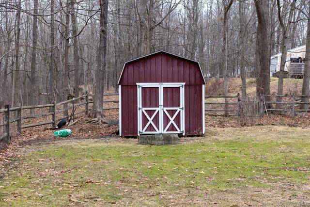 172 Farmingdale Road, Blooming Grove, NY 10914