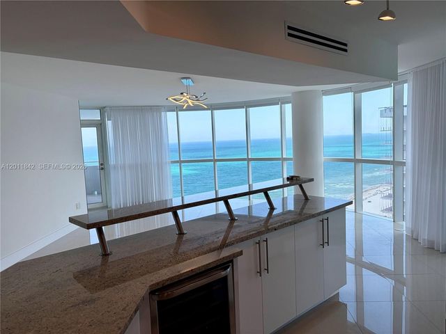 6301 Collins Ave 2203, Miami Beach, FL 33141