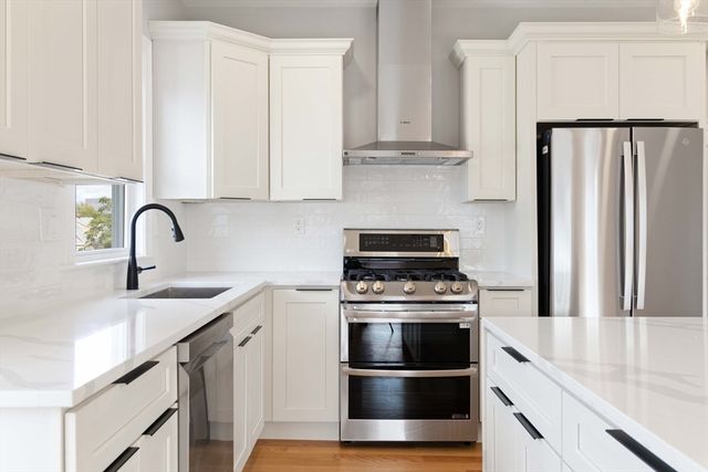 20 Alston 20, Somerville, MA 02143