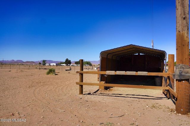 5215 E Sunizona Avenue, Pearce, AZ 85625