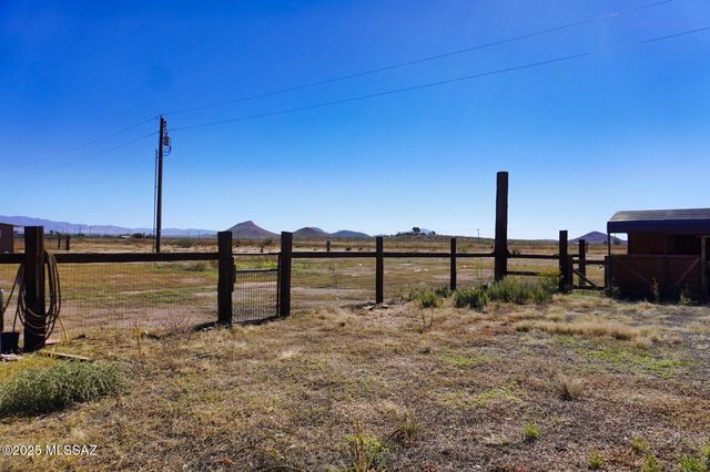 5215 E Sunizona Avenue, Pearce, AZ 85625