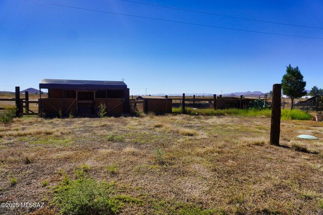 5215 E Sunizona Avenue, Pearce, AZ 85625