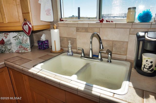 5215 E Sunizona Avenue, Pearce, AZ 85625