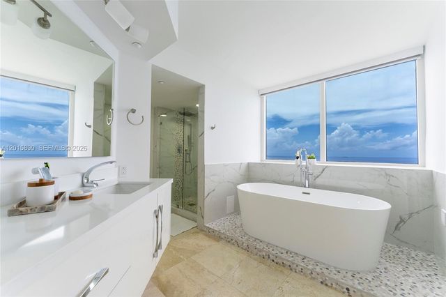 19111 Collins Ave 3608, Sunny Isles Beach, FL 33160