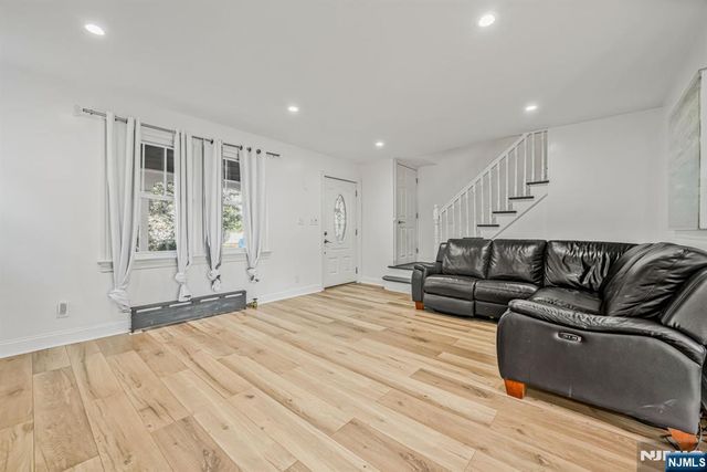 512 Tilden Avenue, Teaneck, NJ 07666