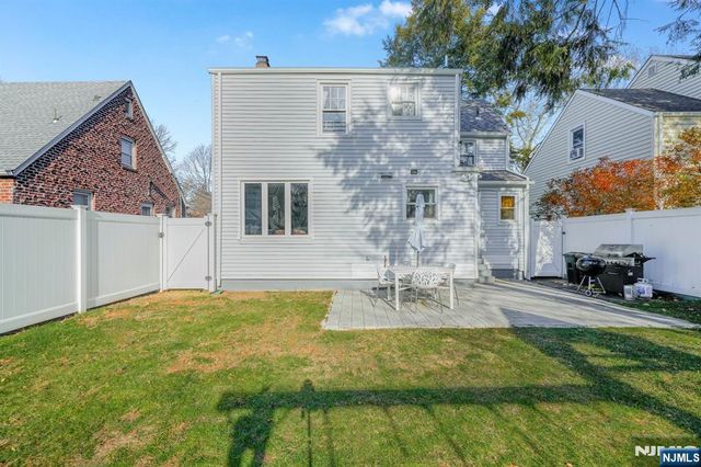 512 Tilden Avenue, Teaneck, NJ 07666