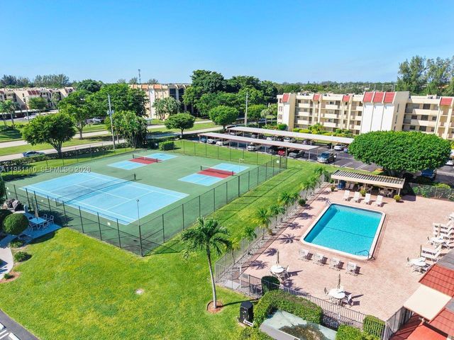 23249 N Barwood Ln N 102, Boca Raton, FL 33428