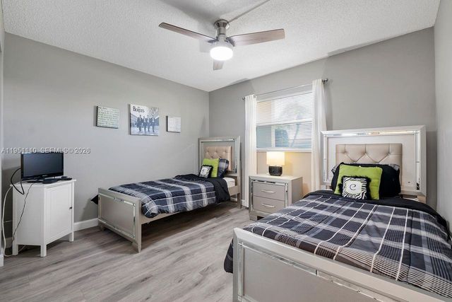 23249 N Barwood Ln N 102, Boca Raton, FL 33428