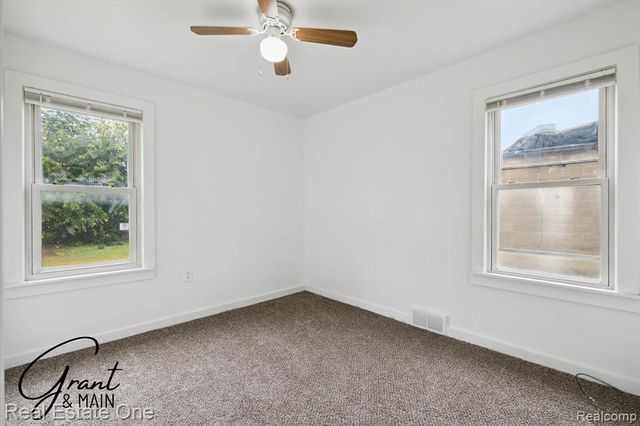 13926 Rockdale Street, Detroit, MI 48223