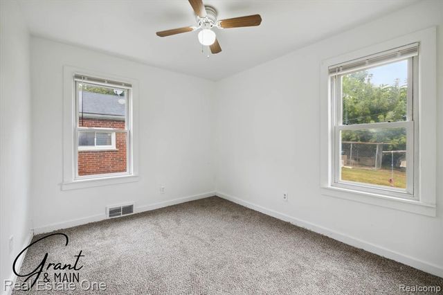 13926 Rockdale Street, Detroit, MI 48223