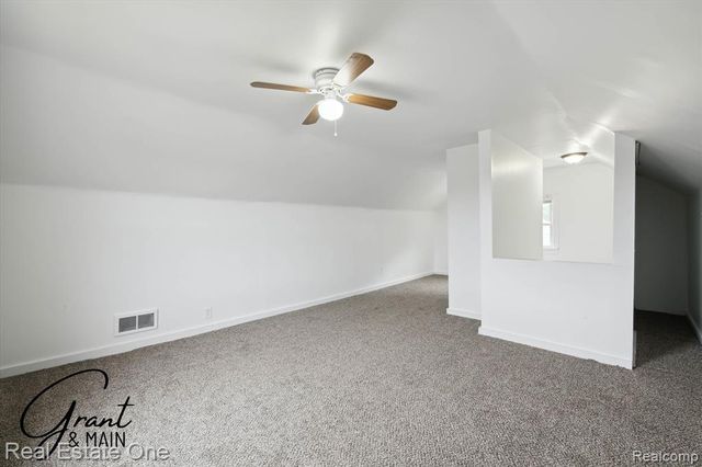 13926 Rockdale Street, Detroit, MI 48223
