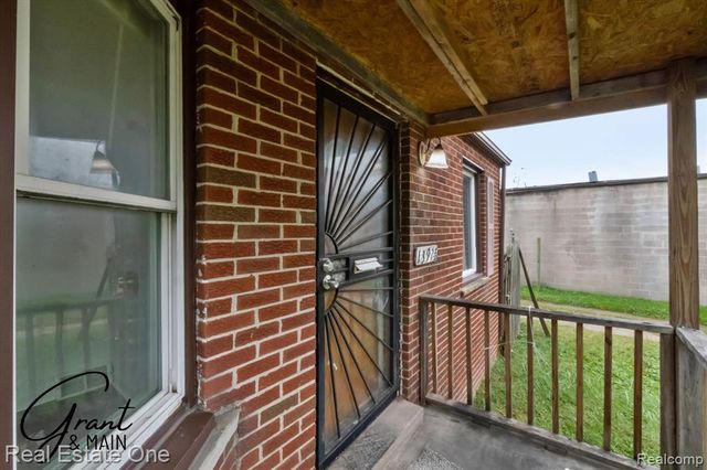 13926 Rockdale Street, Detroit, MI 48223