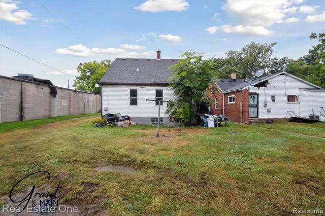 13926 Rockdale Street, Detroit, MI 48223