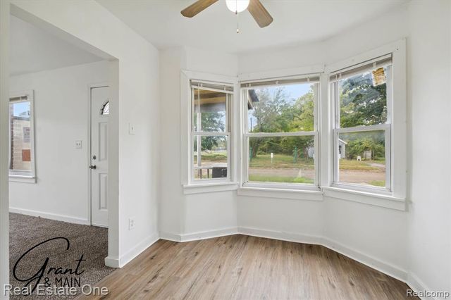 13926 Rockdale Street, Detroit, MI 48223