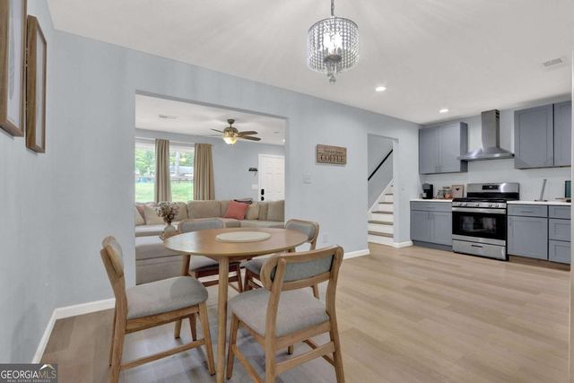 447 Warren Rd, Lawrenceville, GA 30044