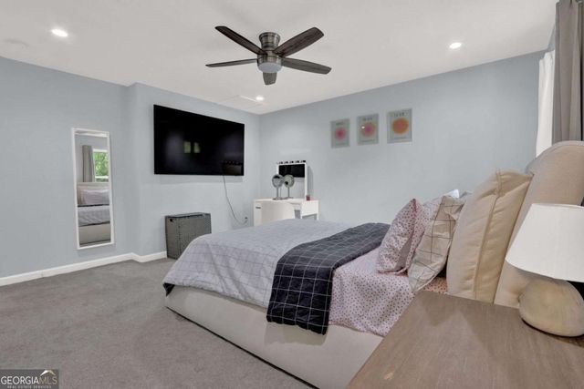 447 Warren Rd, Lawrenceville, GA 30044