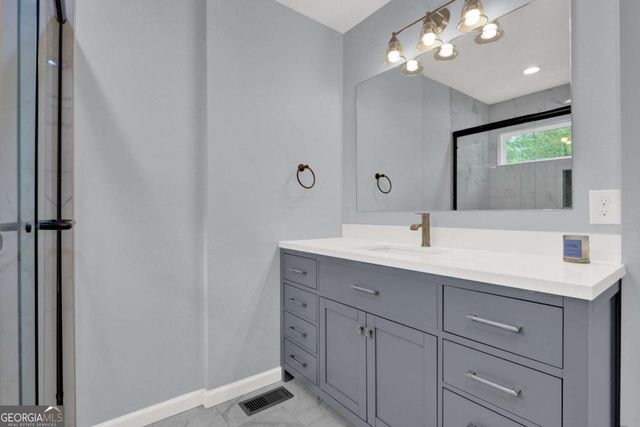 447 Warren Rd, Lawrenceville, GA 30044